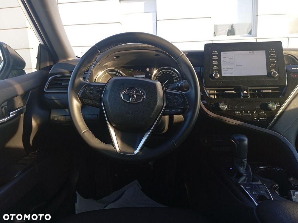 Toyota Camry 2.5 Hybrid Comfort CVT - 14