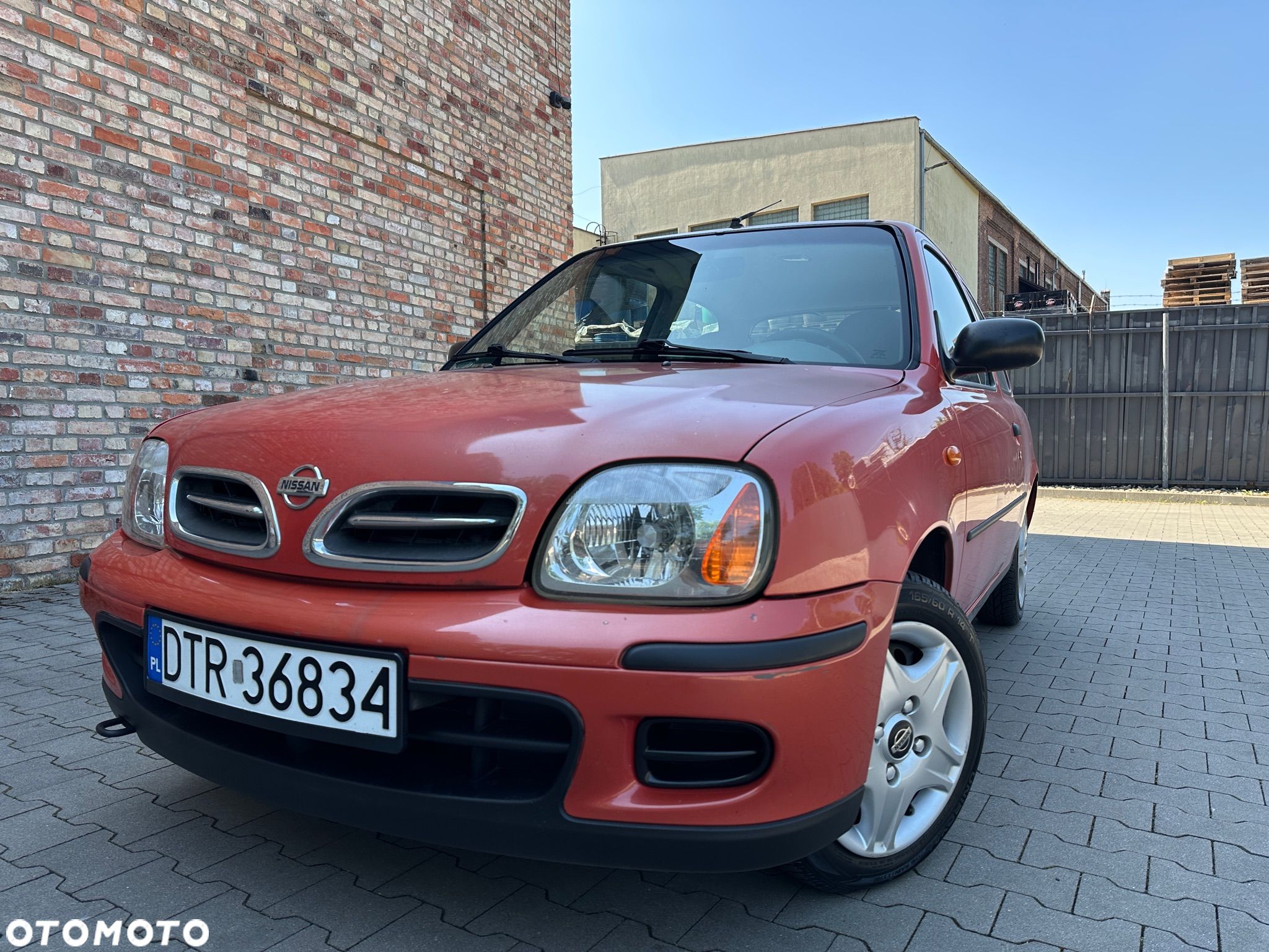 Nissan Micra 1.0 Comfort CVT - 1