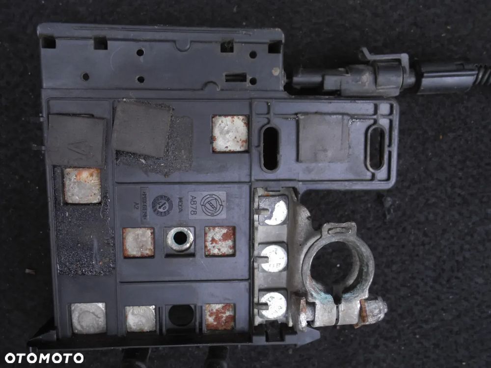 ALFA ROMEO 159 2.4JTD KLEMA PLUSOWA BEZPIECZNIK AKUMULATORA 60668852 - 2