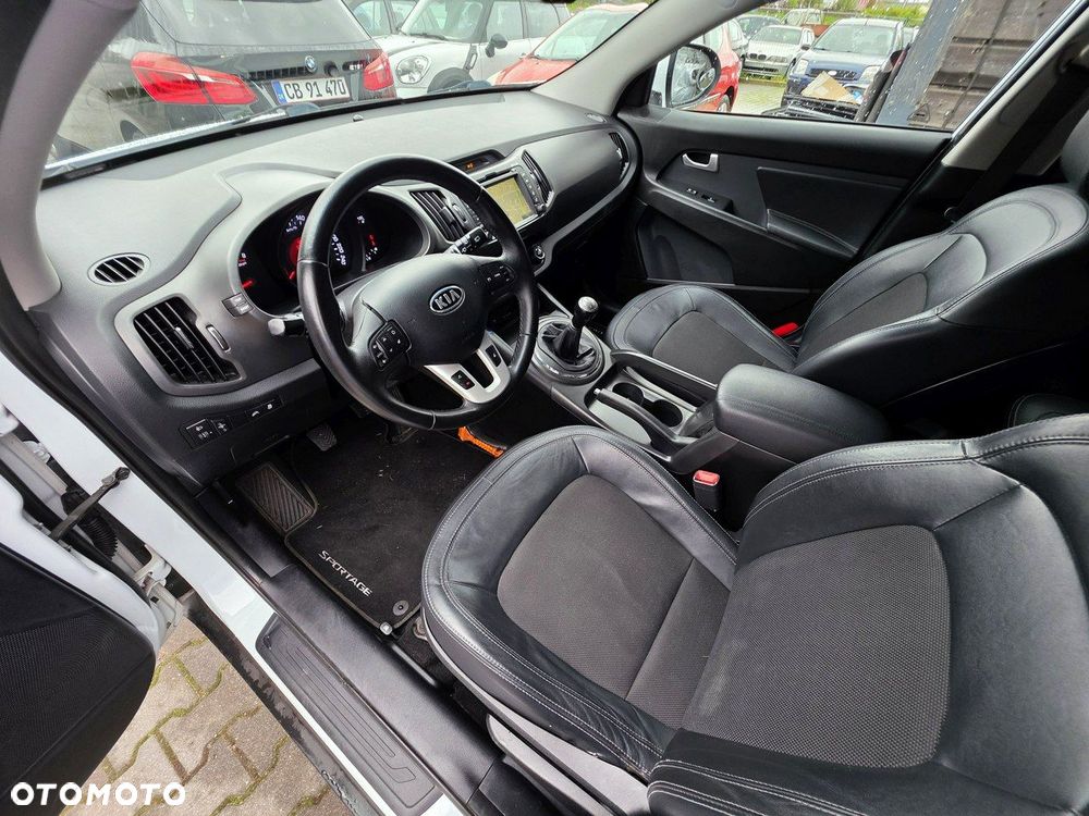 Kia Sportage - 11