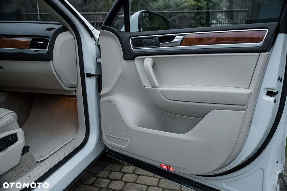 Volkswagen Touareg 3.6 V6 FSI Automatik - 20