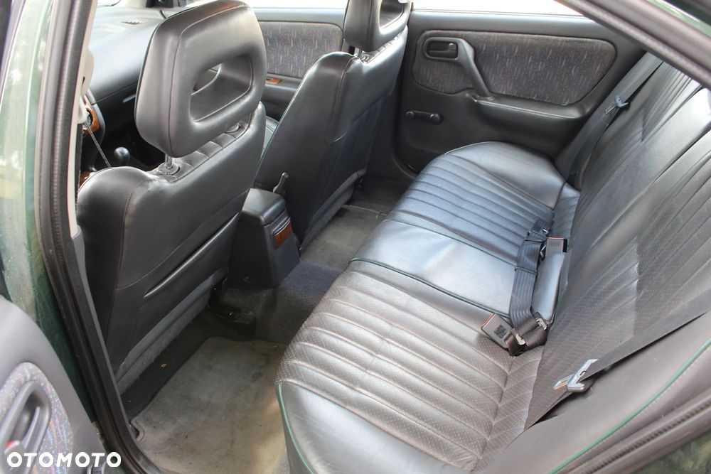Nissan Primera 2.0 SGX - 14