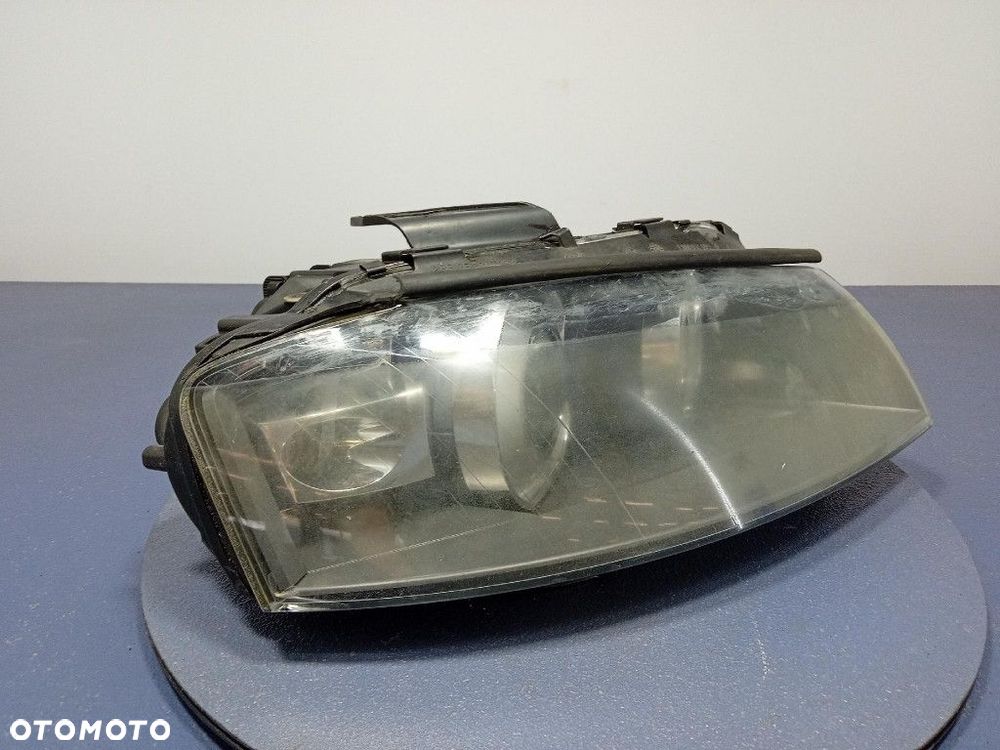 AUDI A3 8P REFLEKTOR PRAWY PRZÓD LAMPA PRZEDNIA XENON EU 8P0941004D - 2