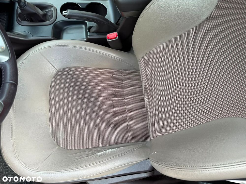 Hyundai ix35 1.6 GDI Comfort 2WD - 16