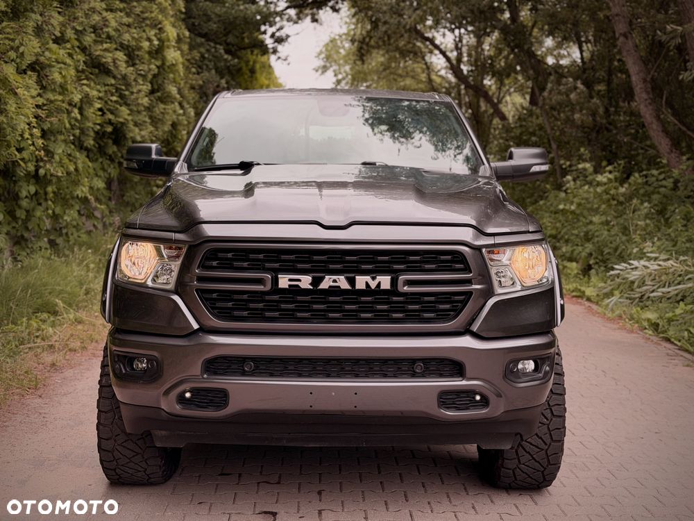RAM 1500 Crew Cab Shortbed Bighorn - 2
