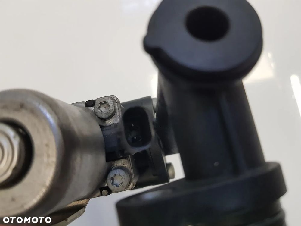 Zawór pompa wody obudowa termostatu Mercedes 4.0 V8 C63 AMG M177980 W205 S205 X290 W190 W222 W213 X253 C253 GLC GTR GT A - 5