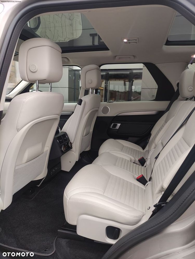 Land Rover Discovery - 16