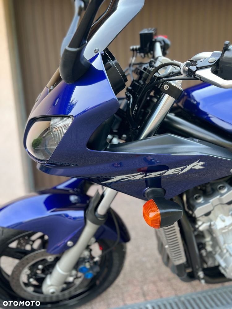 Yamaha FZS - 21