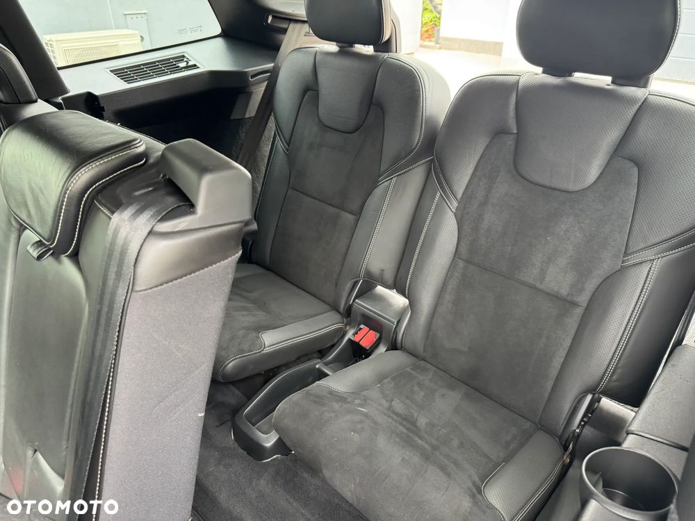Volvo XC 90 D5 AWD Geartronic RDesign - 20