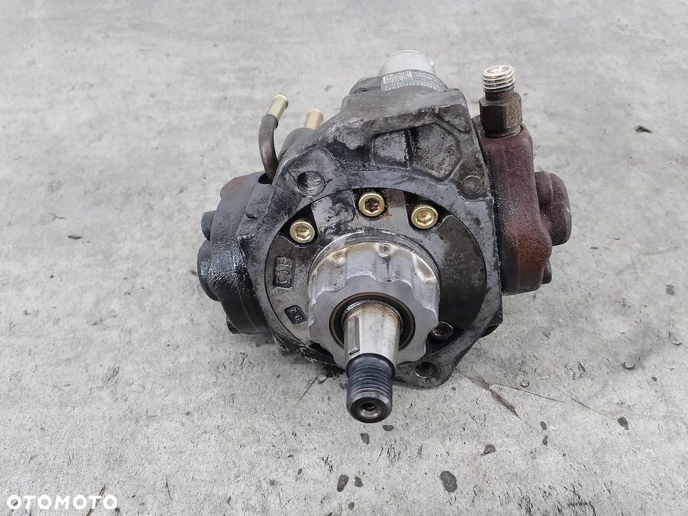 POMPA WTRYSKOWA TOYOTA COROLLA VERSO II 22100-0G010 HU294000-0061  DENSO - 1