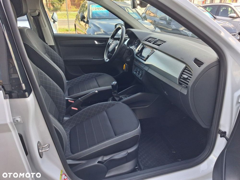 Skoda Fabia 1.0 TSI Ambition - 11