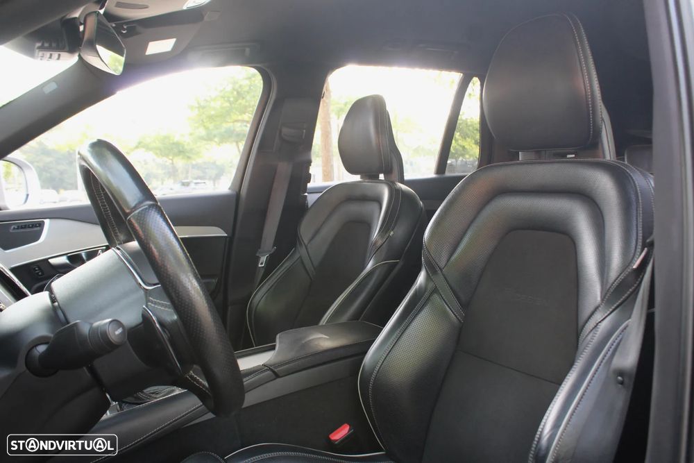 Volvo XC 90 2.0 D4 R-Design - 39