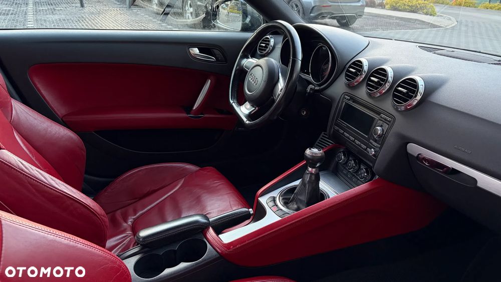 Audi TT Coupé 3.2 Quattro - 8