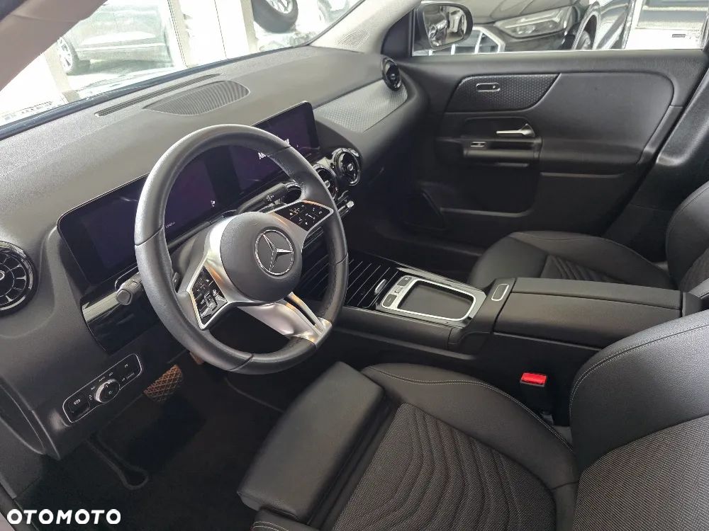 Mercedes-Benz GLA 200 Style - 9