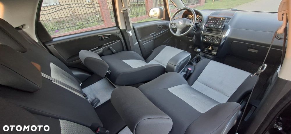 Fiat Sedici 1.6 16V 4x2 My - 19