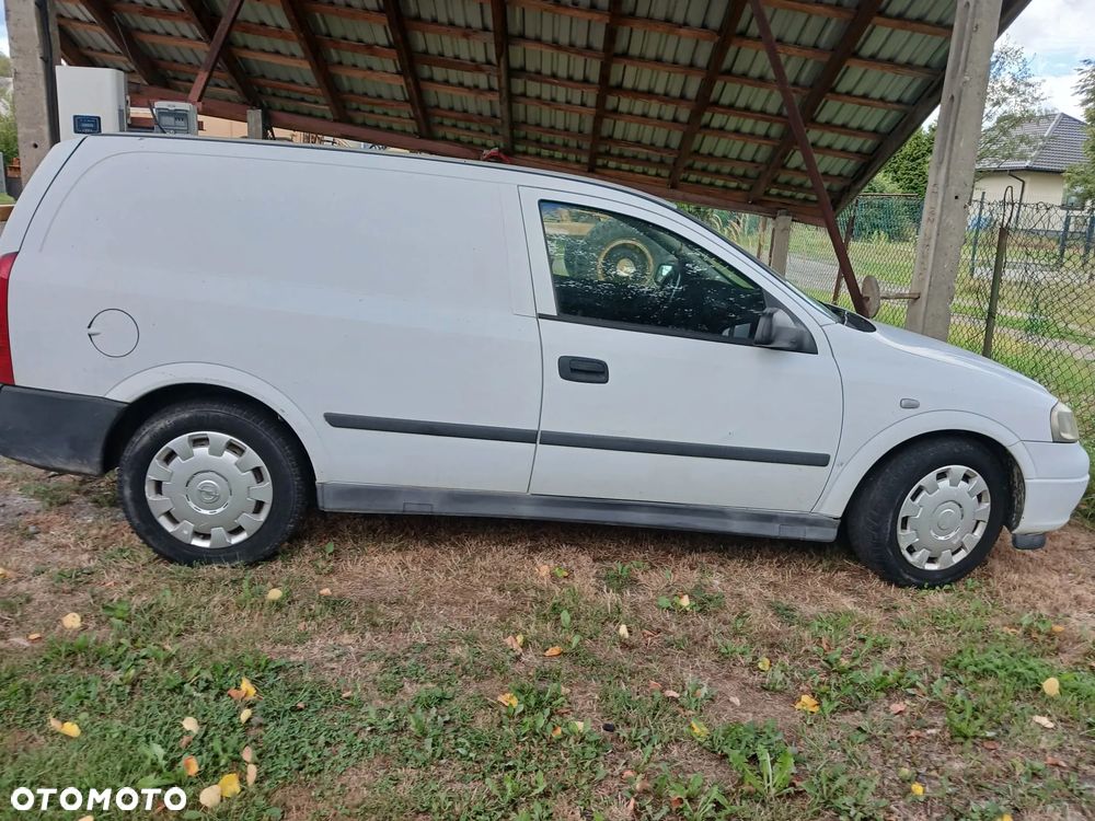 Opel Astra 2.0 DTI - 1