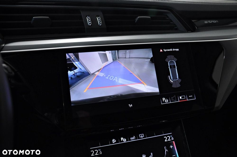 Audi e-tron - 20