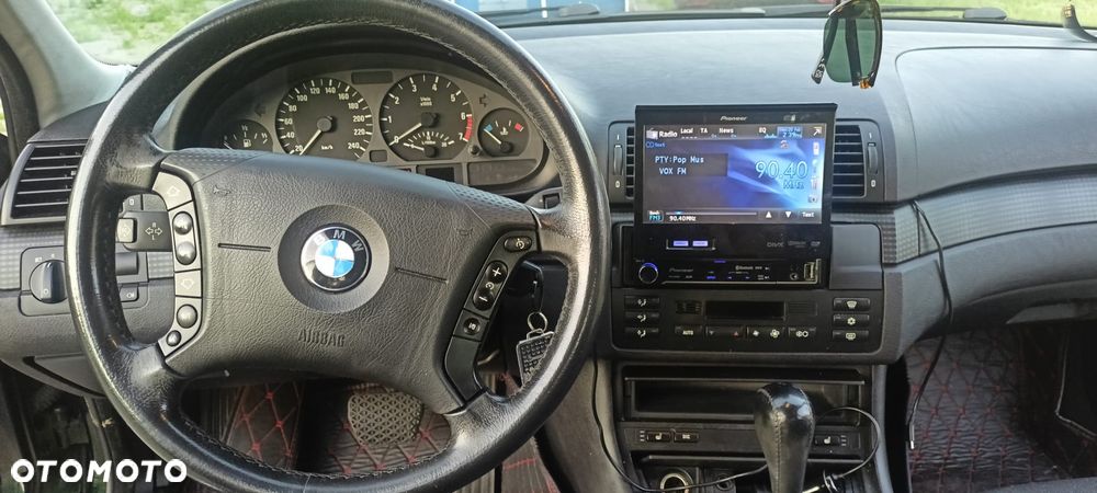 BMW Seria 3 - 16