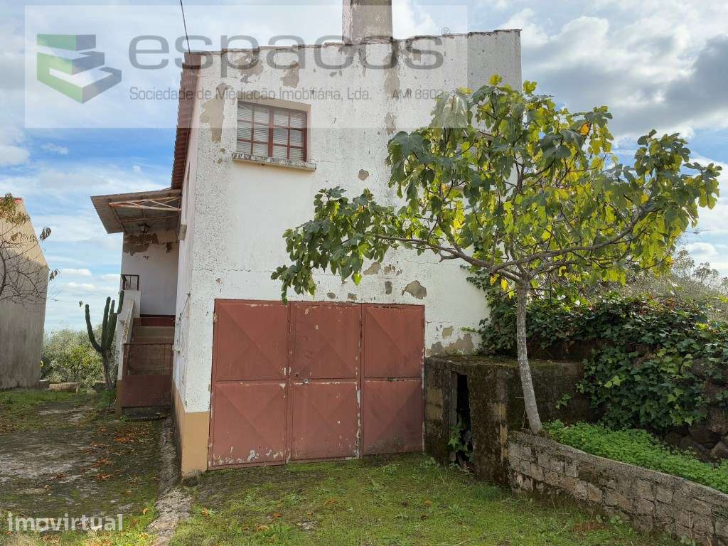 Quinta em Quintas da Torre com casa de Habitação - Grande imagem: 2/41
