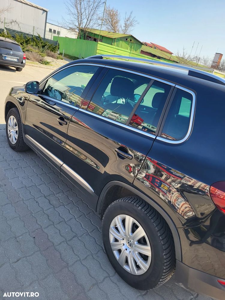 Volkswagen Tiguan 2.0 TDI DPF 4Motion BlueMotion Technology DSG Lounge Sport & Style - 1