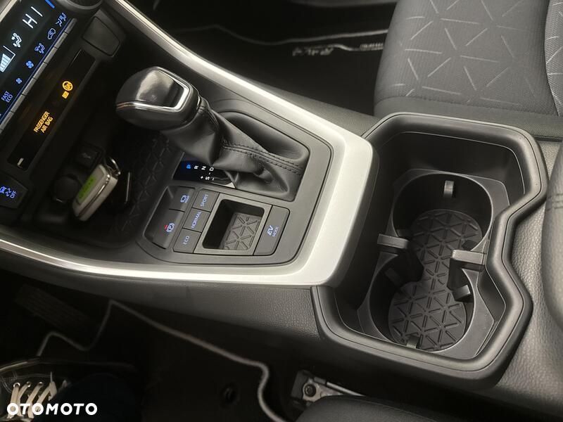 Toyota RAV4 2.5 Hybrid Active 4x2 - 17