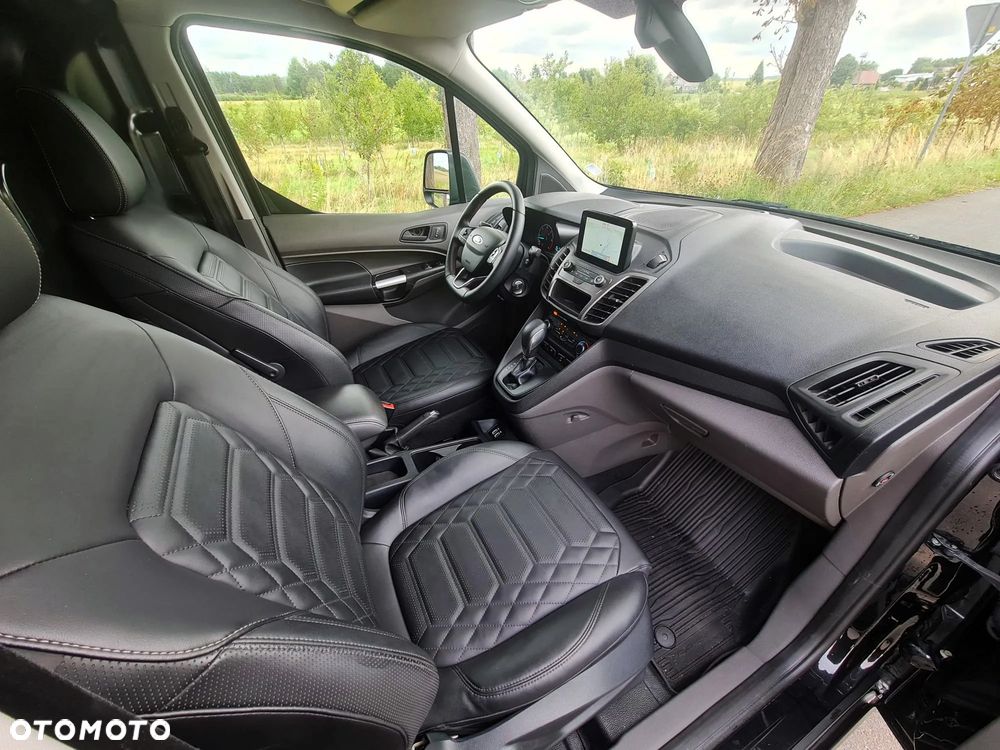 Ford Transit Connect - 8