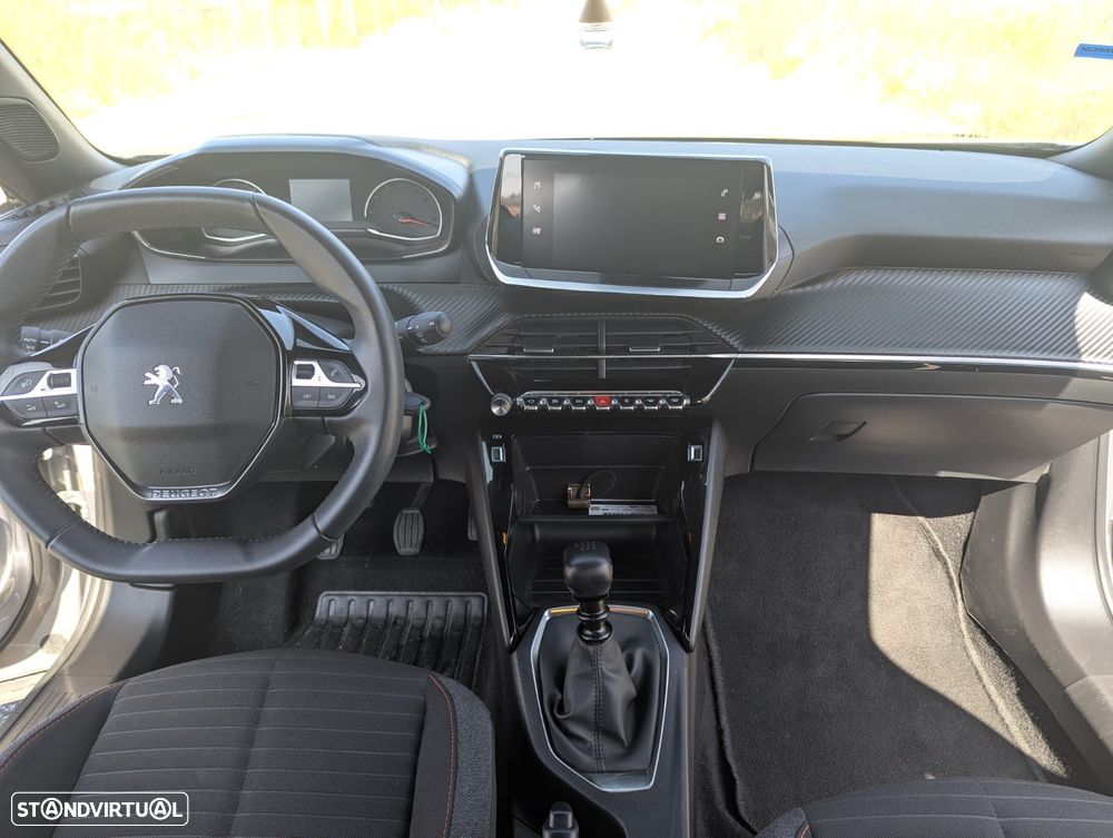 Peugeot 2008 1.2 PureTech Active Pack - 12