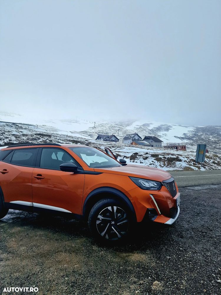 Peugeot 2008 1.2 L PureTech STT EAT8 Allure - 3