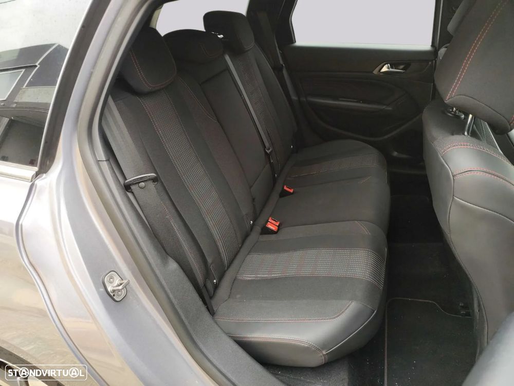 Peugeot 308 SW - 6