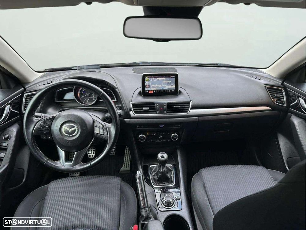 Mazda 3 1.5 Sky-D Excellence Navi - 11