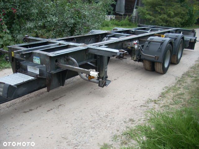 podwozie przyczepa BDF 7,8m niska