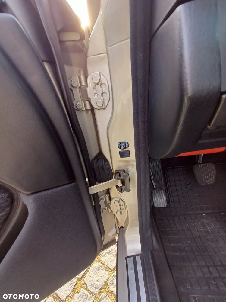 Mercedes-Benz W124 (1984-1993) - 14