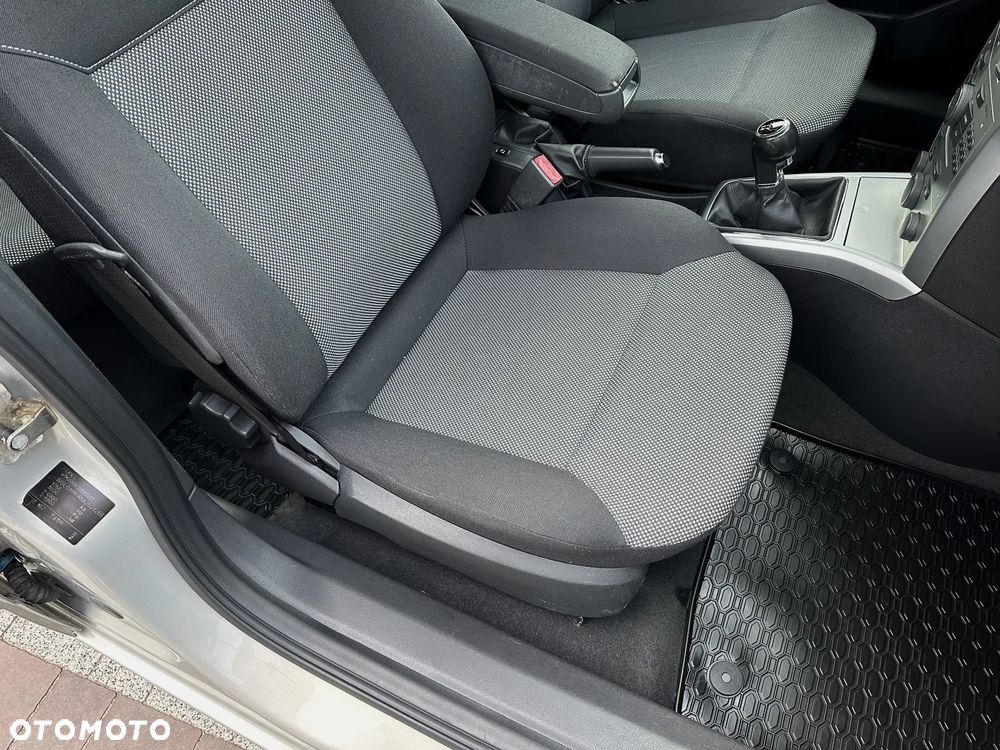Opel Astra 1.6 Enjoy - 8