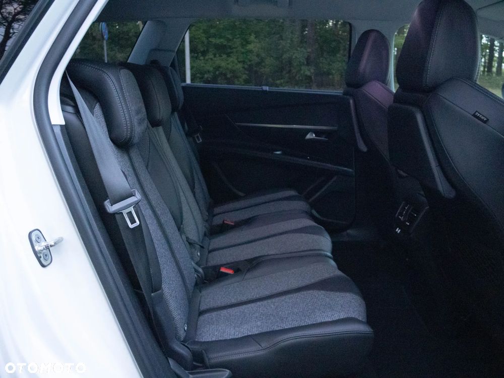 Peugeot 5008 BlueHDi 130 EAT8 Allure - 36