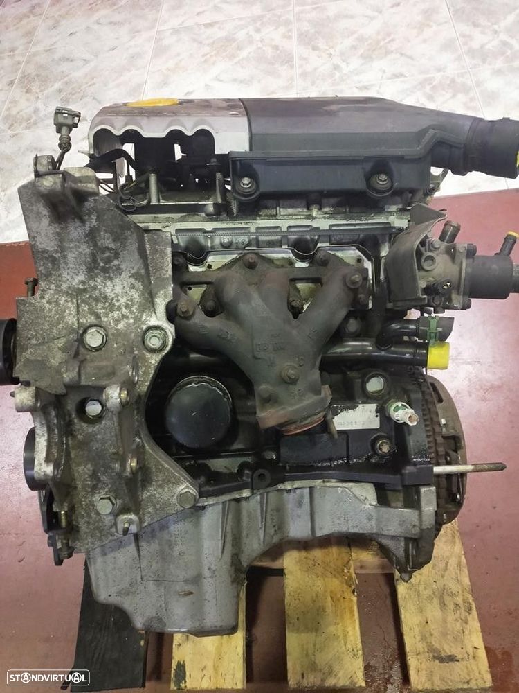 MOTOR COMPLETO RENAULT CLIO II 1998 - 4