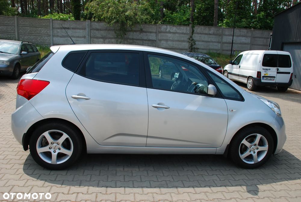 Kia Venga 1.4 CVVT Business Line - 9