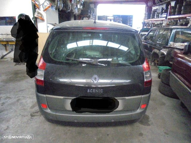 Renault Grand Scenic 1.5 DCi de 2006 para peças - 3