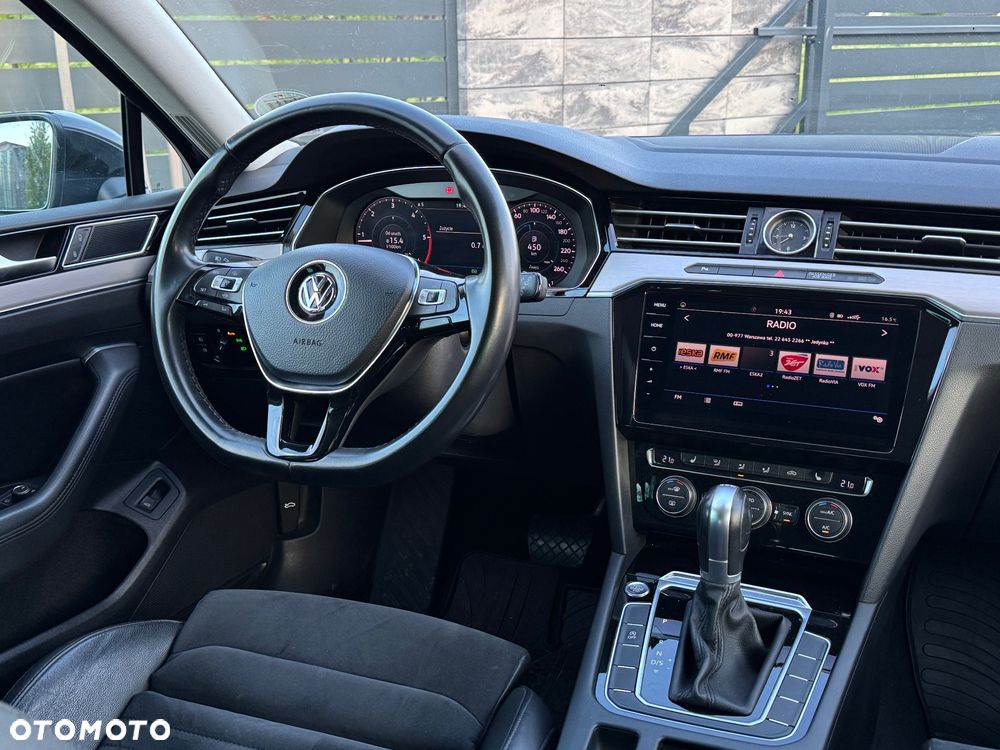 Volkswagen Passat 2.0 TDI BMT Highline DSG7 - 10