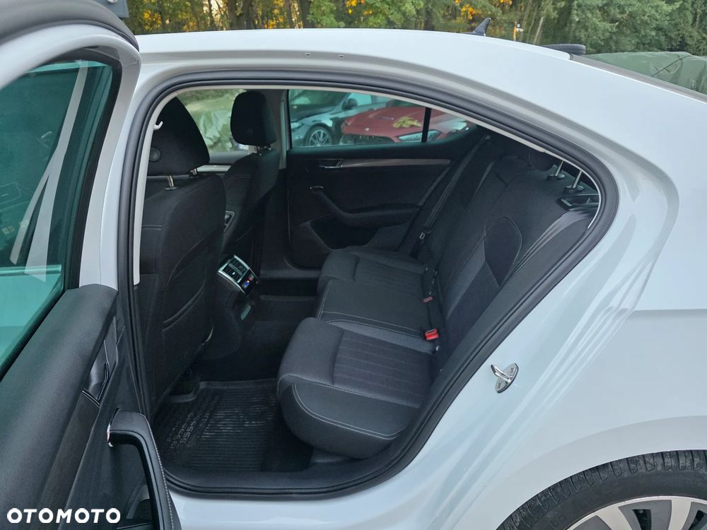 Skoda Superb 2.0 TSI Style DSG - 16