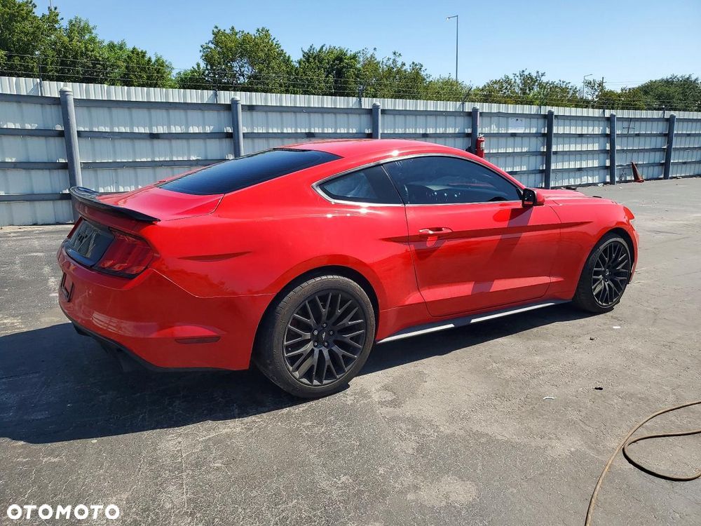 Ford Mustang 3.7 V6 - 4