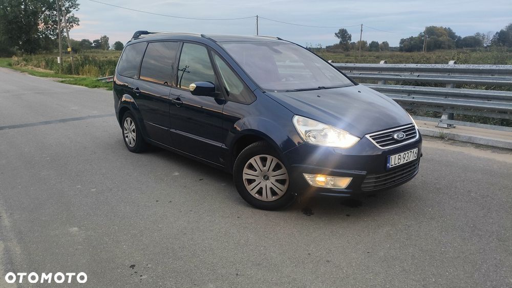 Ford Galaxy - 4