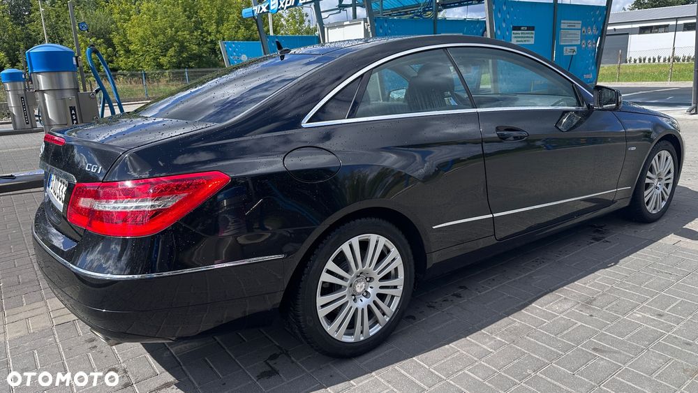 Mercedes-Benz Klasa E 350 CGI BlueEFFICIENCY 7G-TRONIC Avantgarde - 11