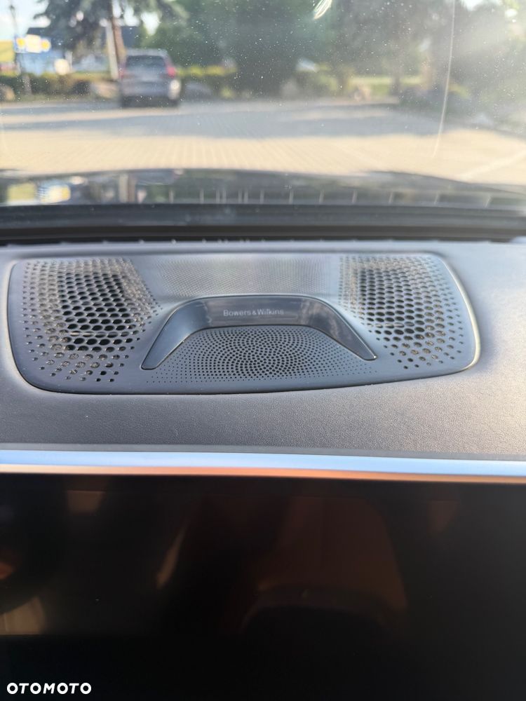 BMW Seria 7 750i xDrive - 29