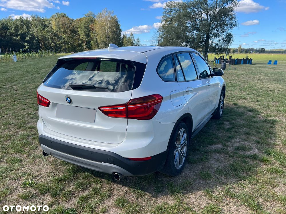 BMW X1 sDrive20d xLine - 2