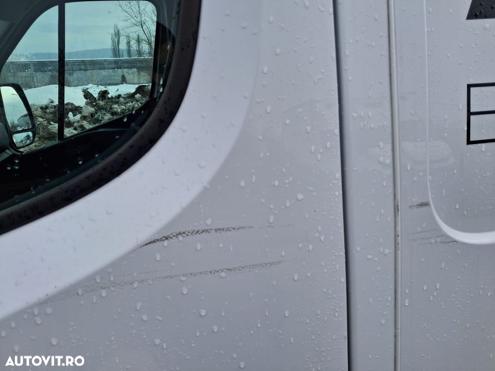 Renault Master Furgon L3H2 2.3 dci - 11