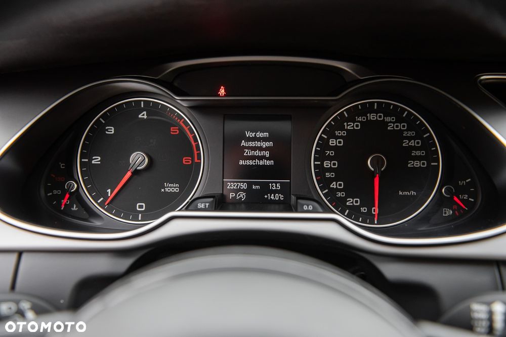 Audi A4 Avant 2.0 TDI DPF multitronic S line Sportpaket - 18