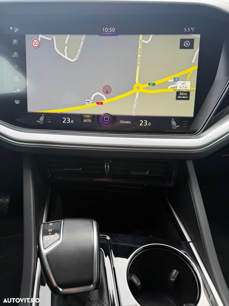 Volkswagen Touareg V6 TDI 4MOTION Elegance - 22