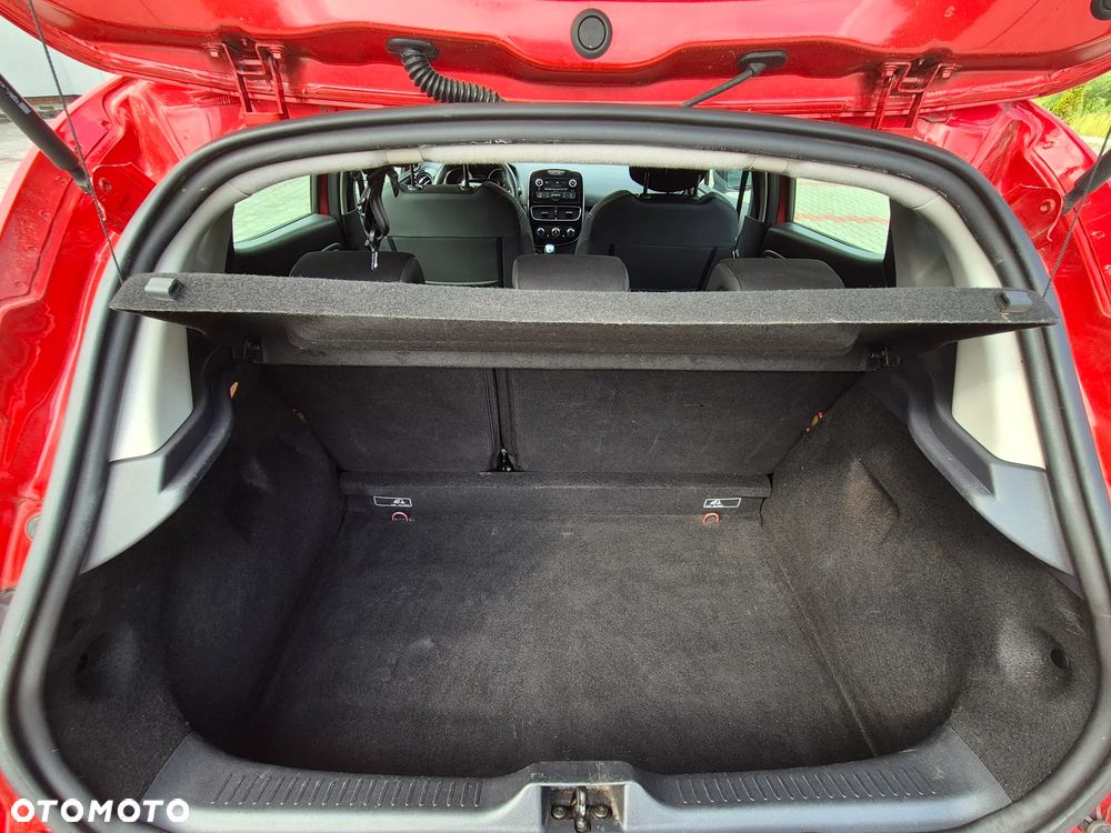 Renault Clio - 15