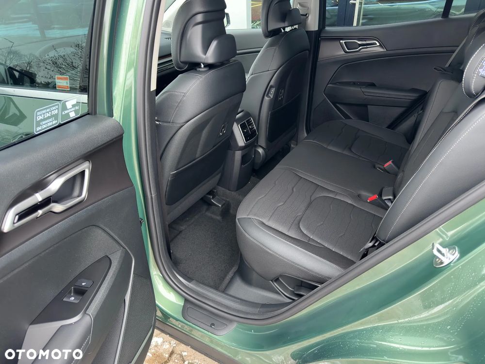 Kia Sportage 1.6 T-GDI HEV L 2WD - 12