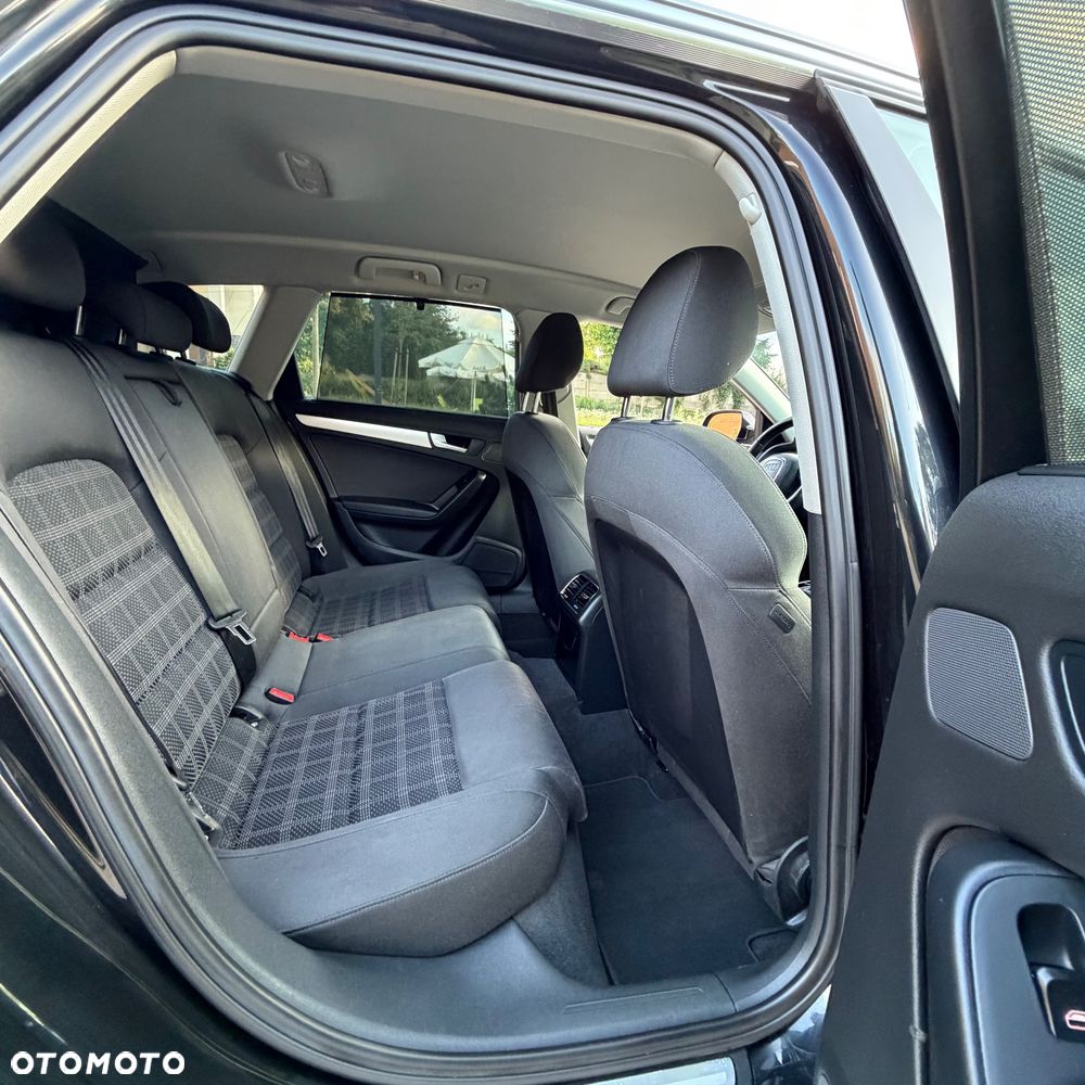 Audi A4 Avant 2.0 TDI DPF Ambiente - 17